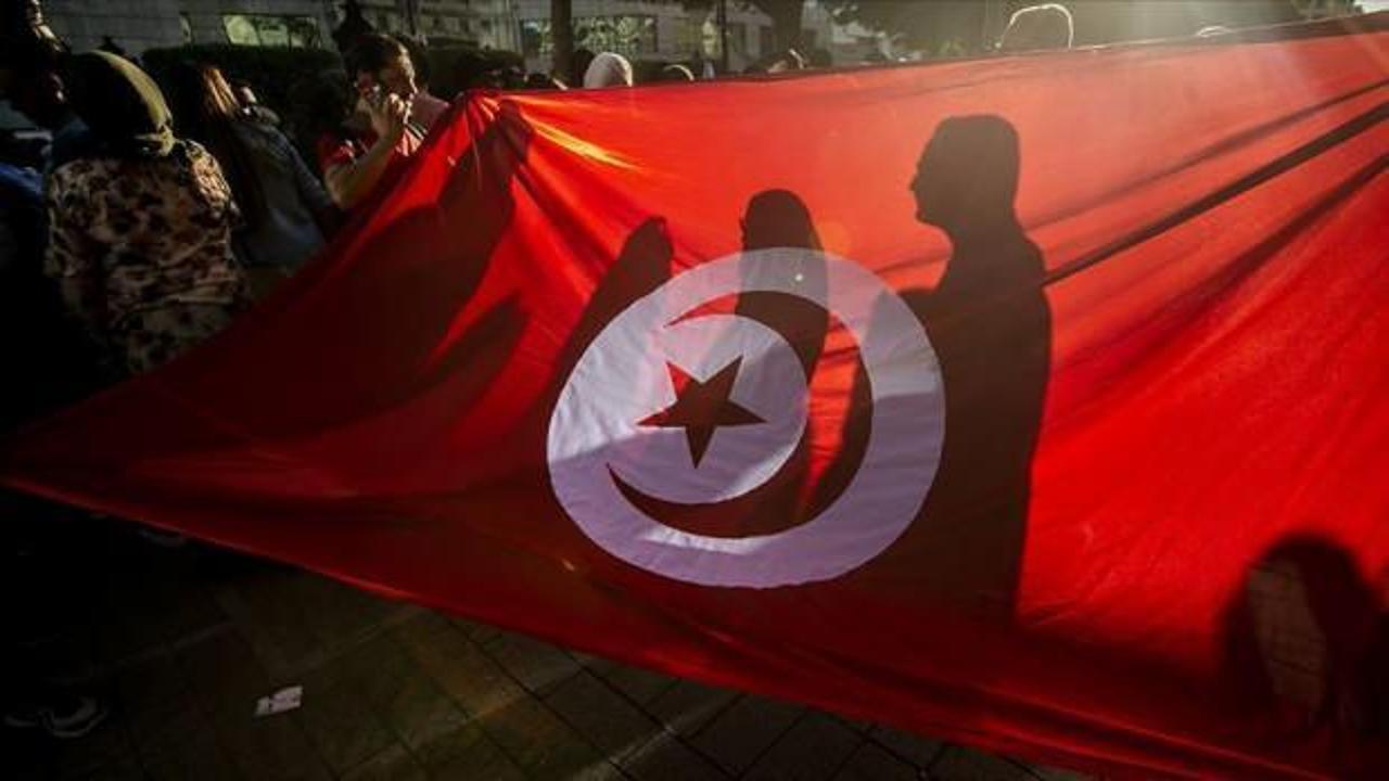 Tunus'tan Trablus’taki askeri okul saldırısına kınama