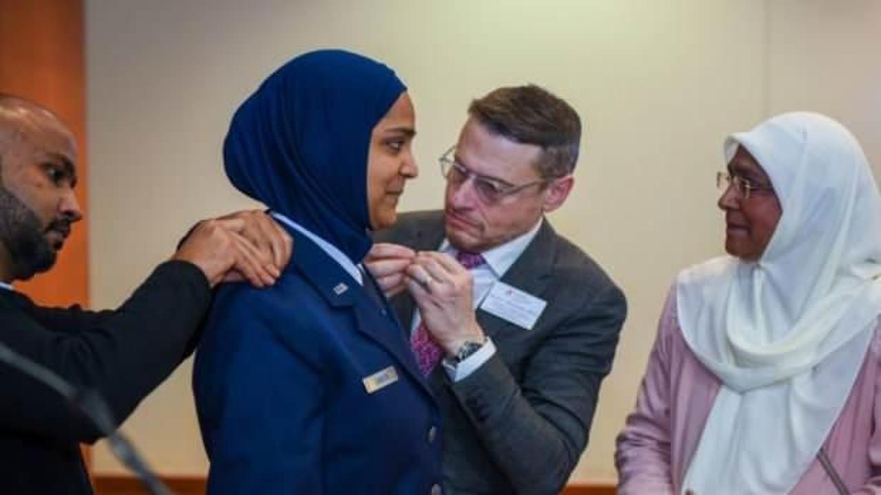 ABD Hava Kuvvetleri’nde bir ilk! Müslüman kadın din görevlisi atandı