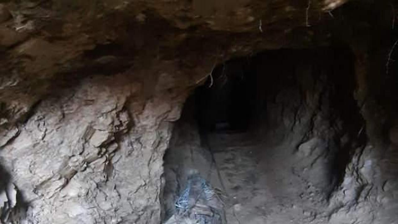 Altın dolu lahit bulmak için 10 metrelik tünel kazmışlar