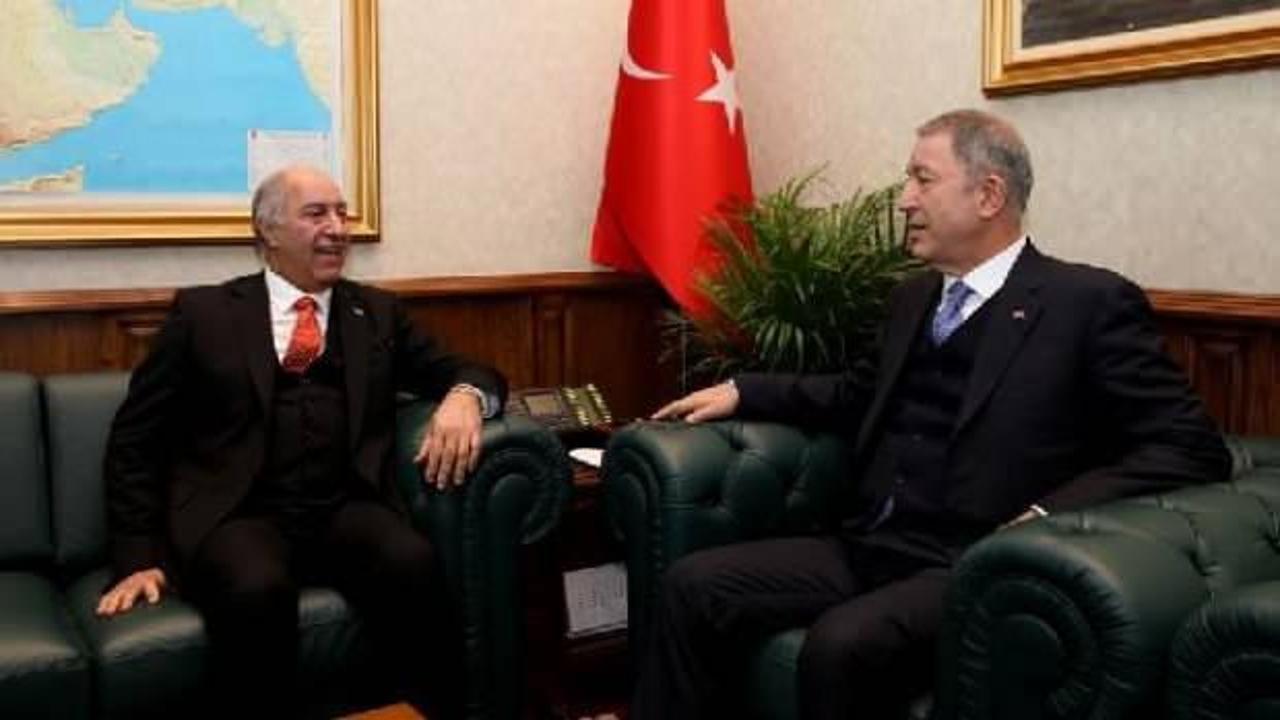 Bakan Akar, Irak'ın Ankara Büyükelçisi'ni kabul etti