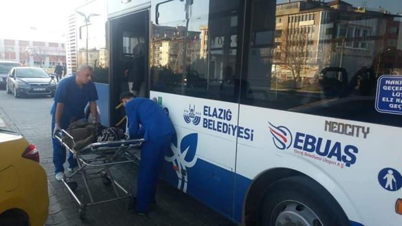 Elazığ’da rahatsızlanan yolcu otobüsle hastaneye yetiştirildi