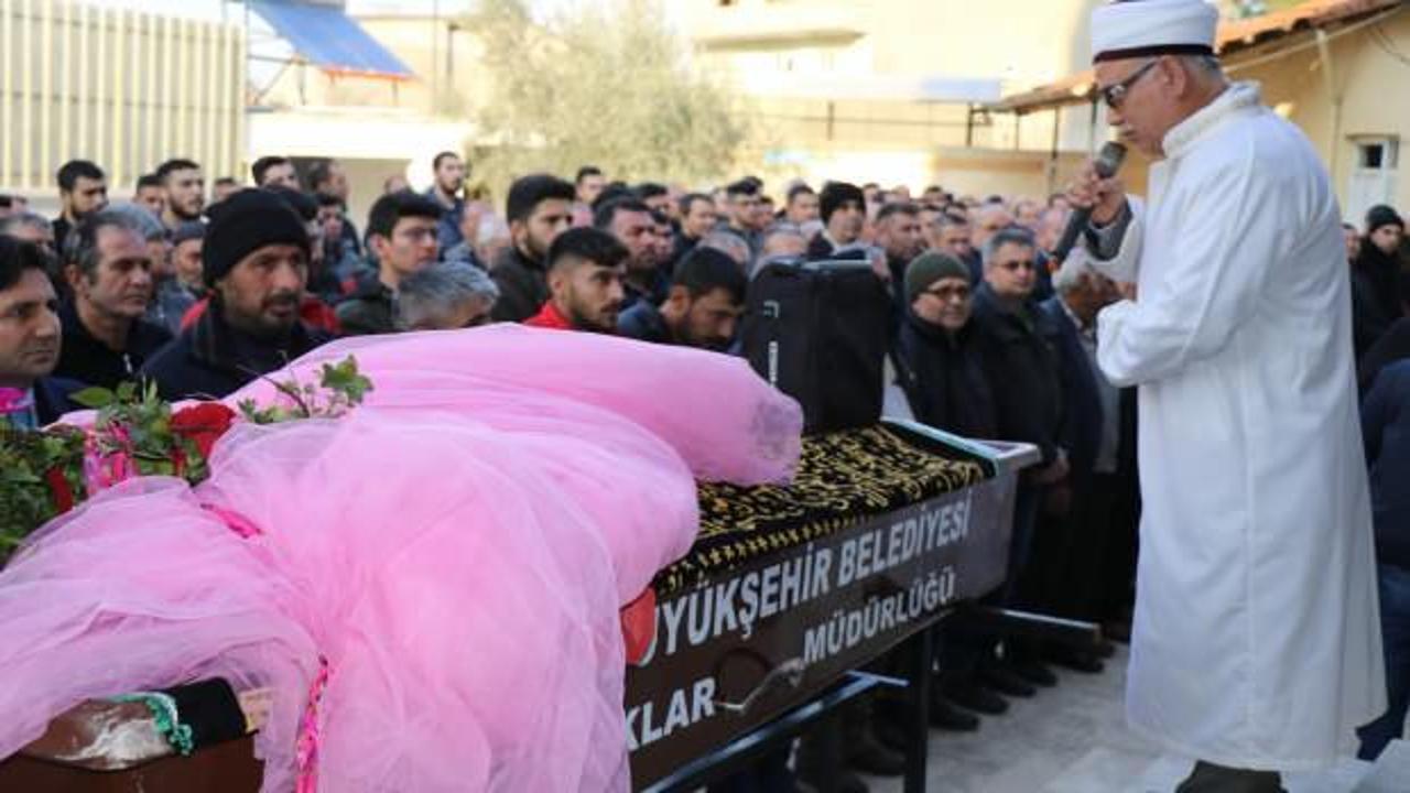 Y&uuml;rek burkan veda! Son yolculuğuna b&ouml;yle uğurlandı