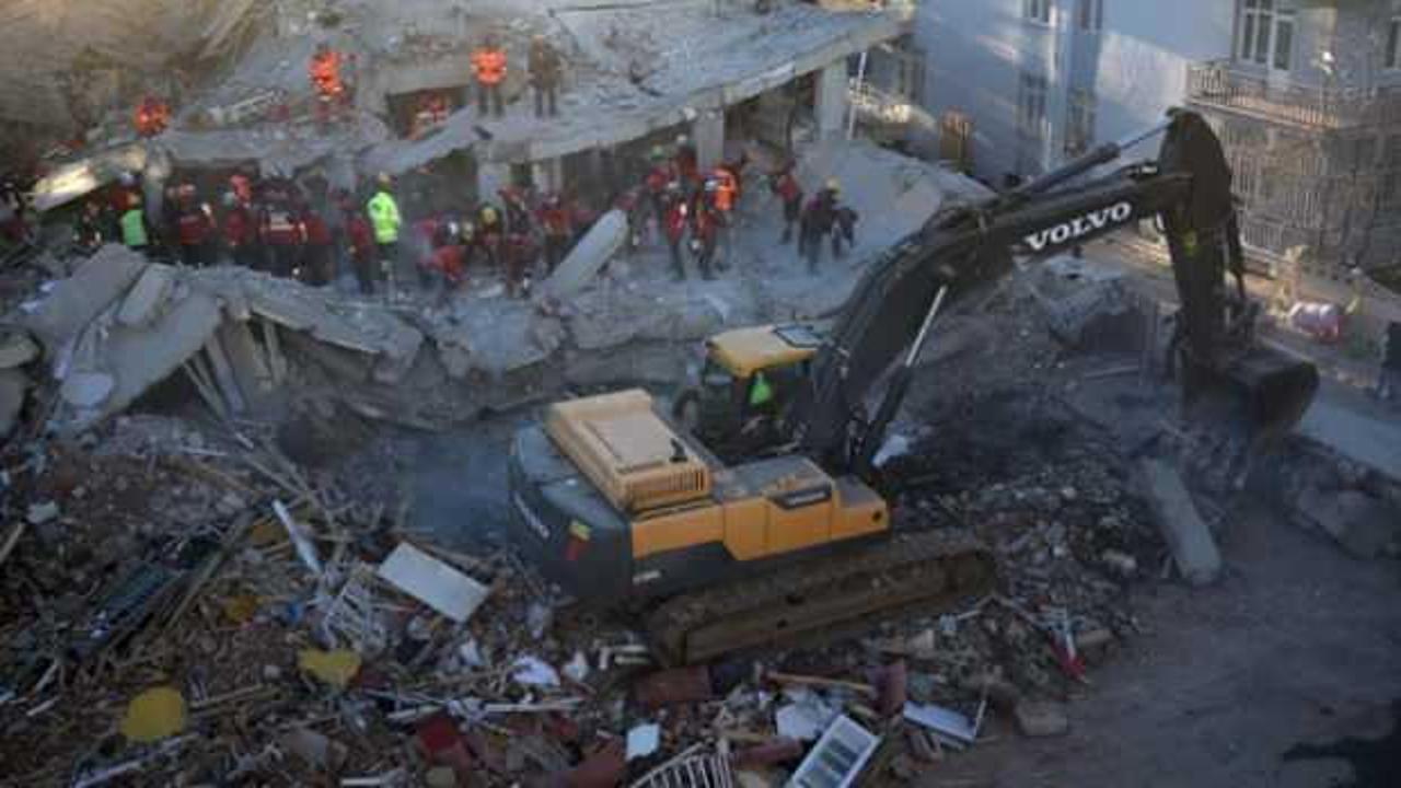 AFAD, depremzedelere yardım etmek isteyenler için hesap numaraları paylaştı 