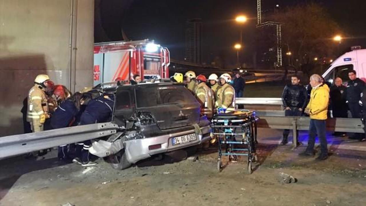 Ataşehir'de korkunç kaza: 14 yaşındaki şoför bacağından oldu