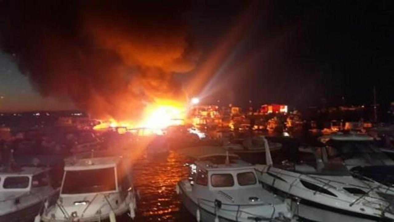 Kartal sahilinde 6 tekne yandı