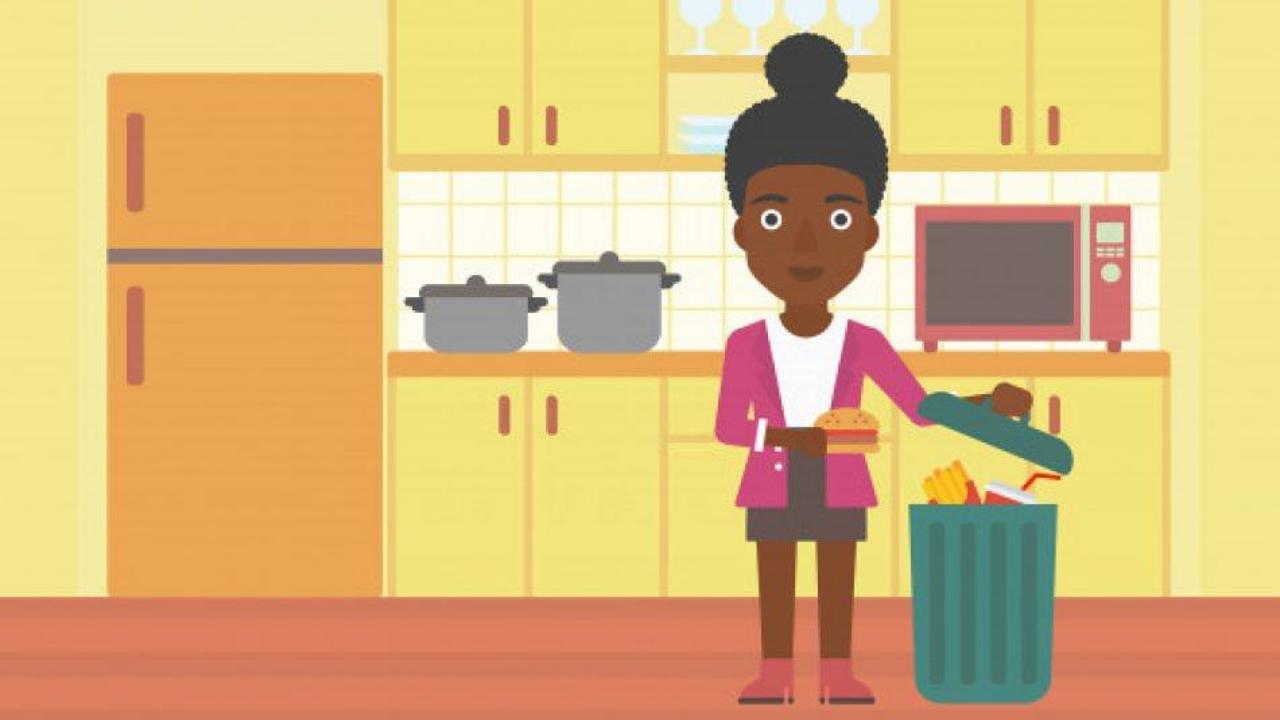 Çöp kovasında su birikmesi nasıl önlenir? Çöp kovası kokusu nasıl giderilir?