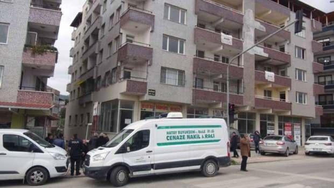 Hatay'da 2 kişi evde &ouml;l&uuml; bulundu