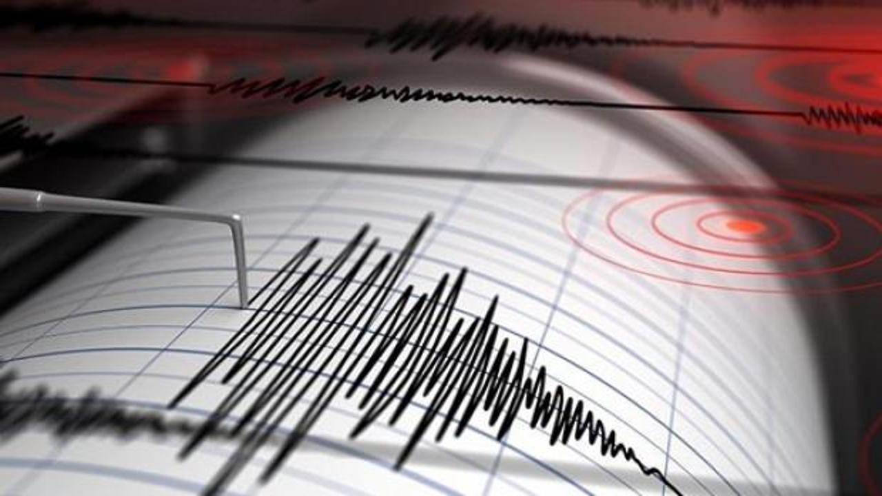 Manisa'da peş peşe depremler!