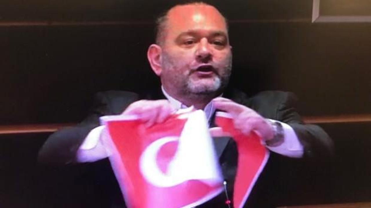 Meclis'te skandal görüntüler! Türk bayrağını yırttı! Türkiye'den çok sert açıklamalar