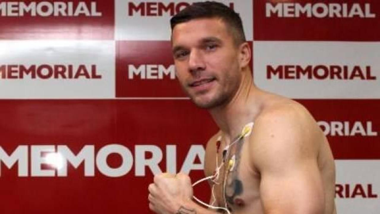  Podolski ve Ersan sağlık kontrolünden geçti