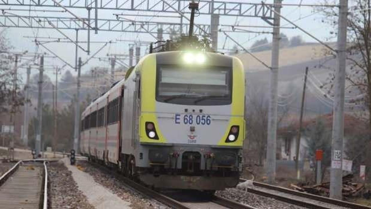 Tren ge&ccedil;iyor ama kimse bilmiyor!