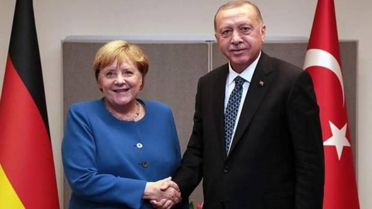 Erdoğan ile Merkel arasında kritik görüşme!