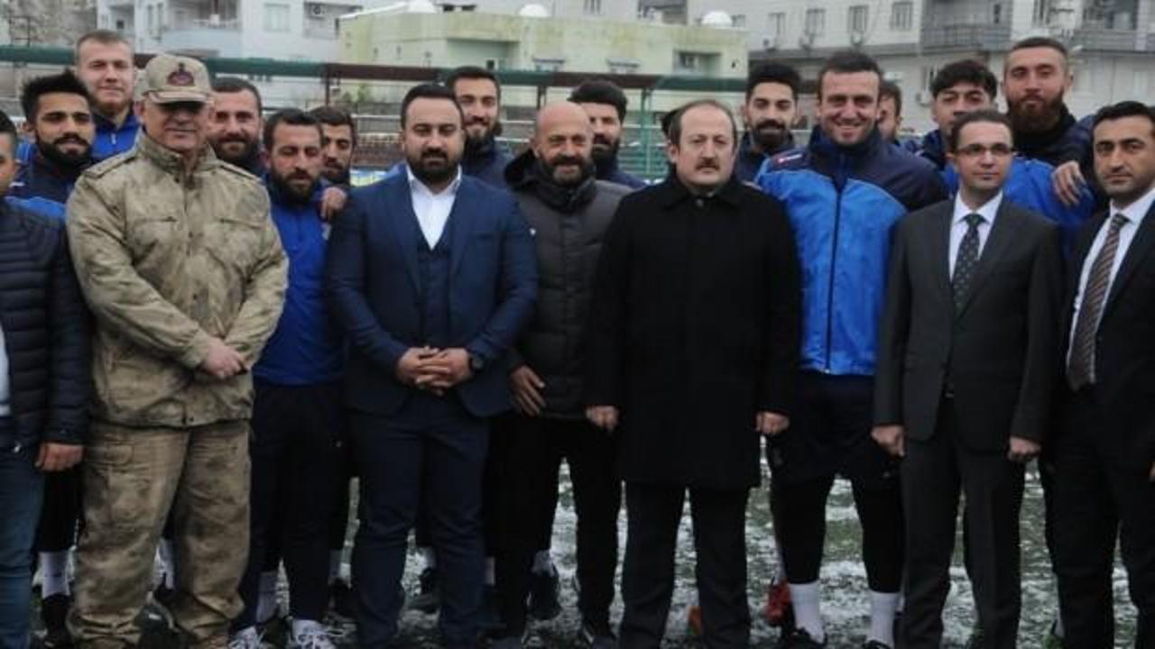 Ligden çekilme kararı alan Cizrespor'a Şırnak Valisi'ndan destek