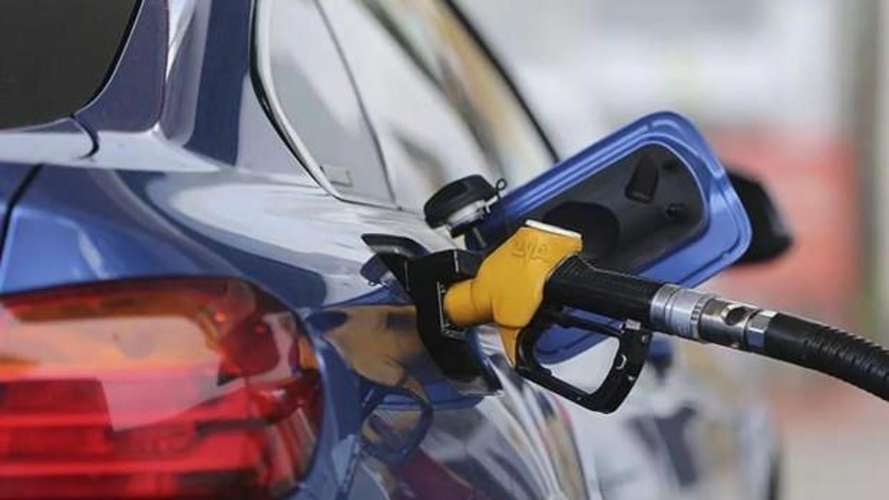 Benzinli ve dizel araçların fiyatı düşecek