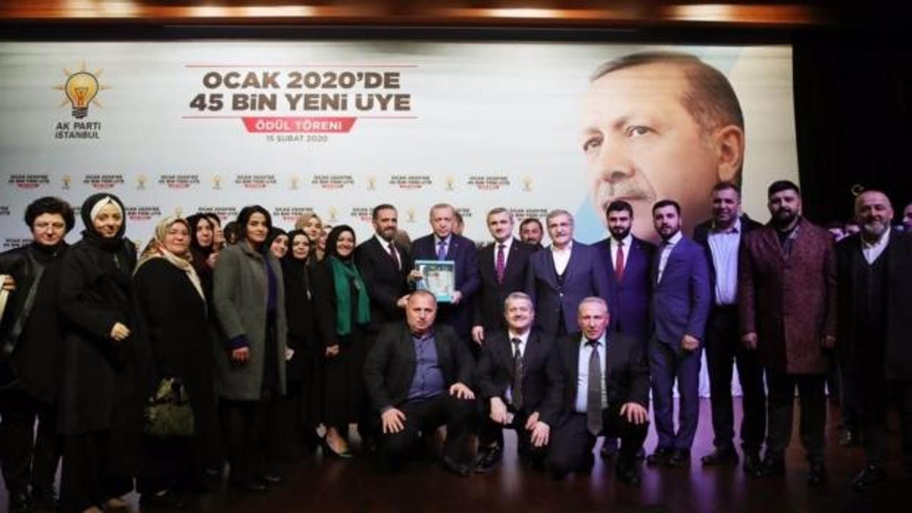Cumhurbaşkanı Erdoğan'dan, yeni AK Parti üyelerine sürpriz telefon