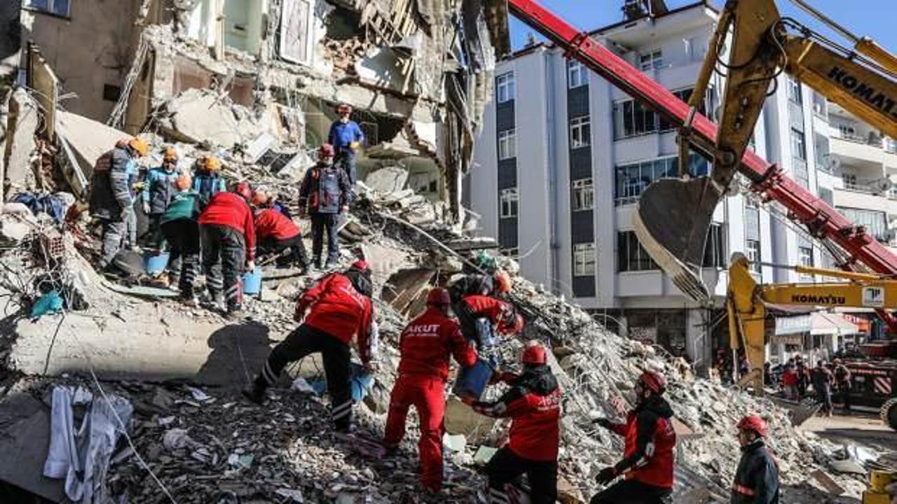 Deprem bölgesinde görev yapanlara sürpriz ödeme