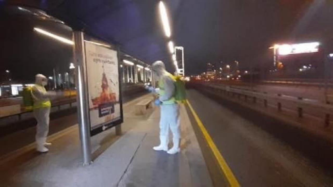 İstanbul'da metrobüs ve duraklarda koronavirüs önlemi