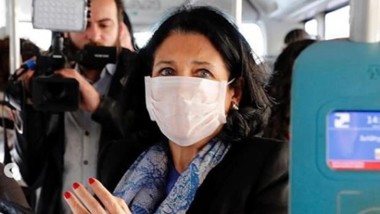 Zurabişvili'den maskeli önlem