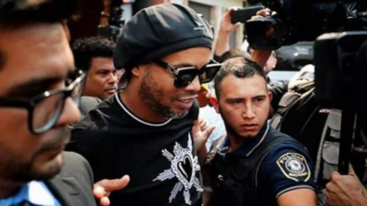 Ronaldinho Paraguay'da tutuklandı