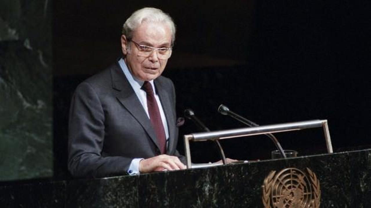 Eski BM Genel Sekreteri de Cuellar hayatını kaybetti