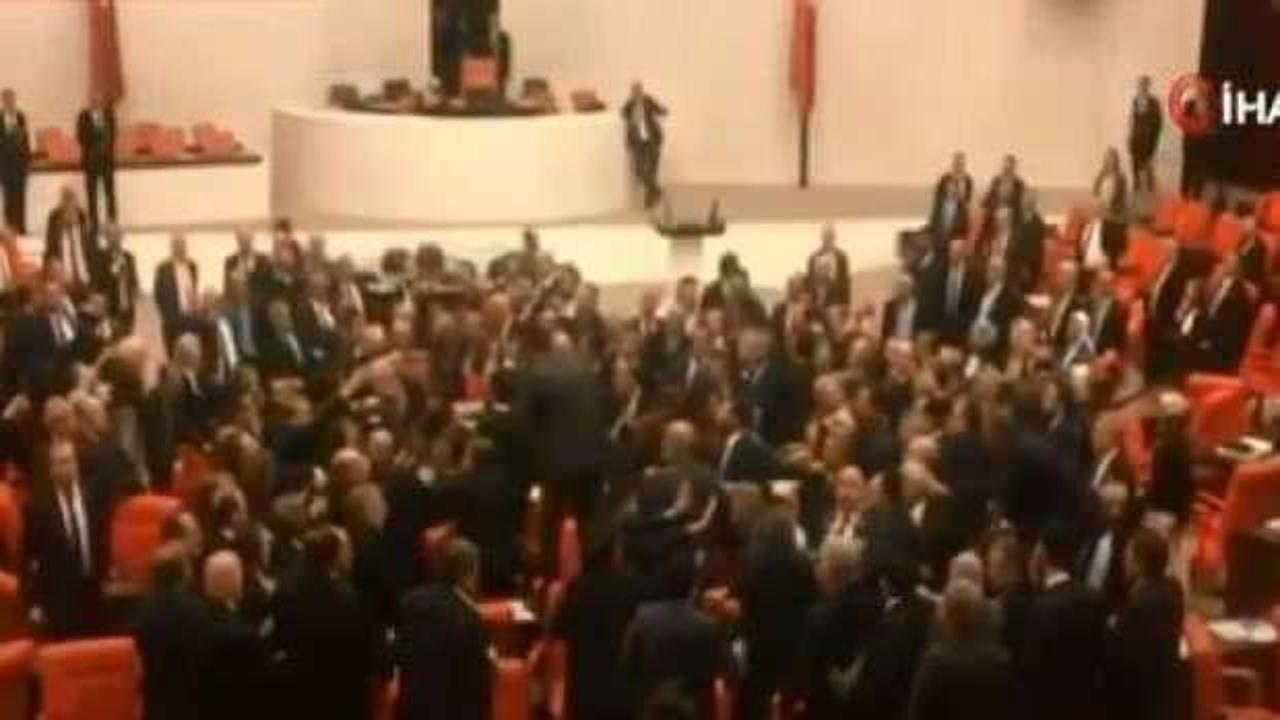 Meclis'teki kavga sonrası AK Parti'den ilk açıklama