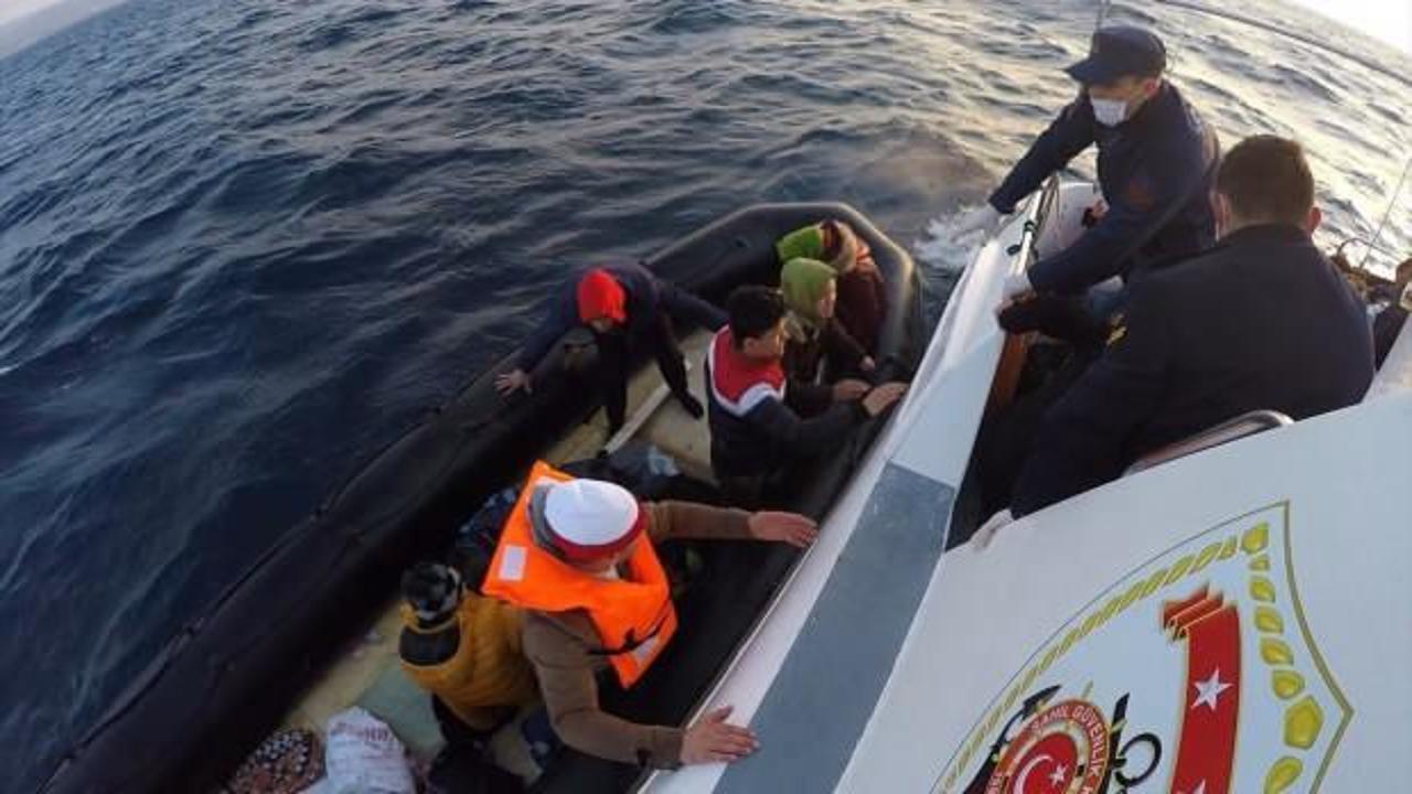 Yunanistan'ın dönmeye zorladığı göçmenler kurtarıldı