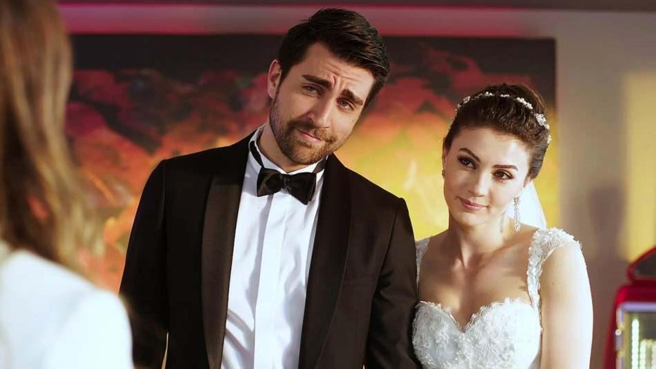 Afili Aşk dizisinden veda pozu!