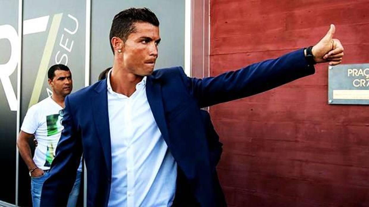Cristiano Ronaldo tarihe geçti