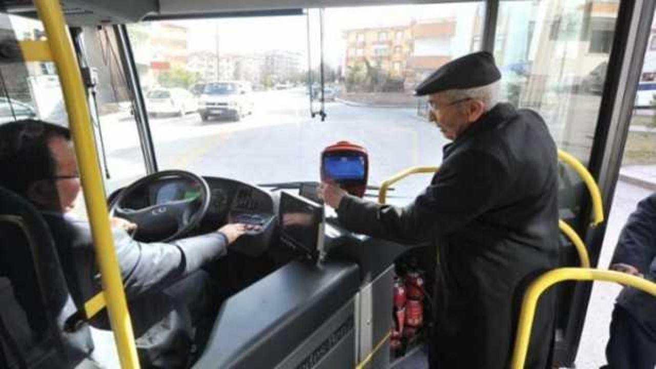 Ankara ve İzmir'de 65 yaş üstüne ücretsiz yolculuk uygulaması durduruldu