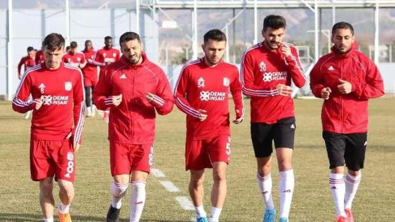  Sivassporlu futbolculara izin verildi