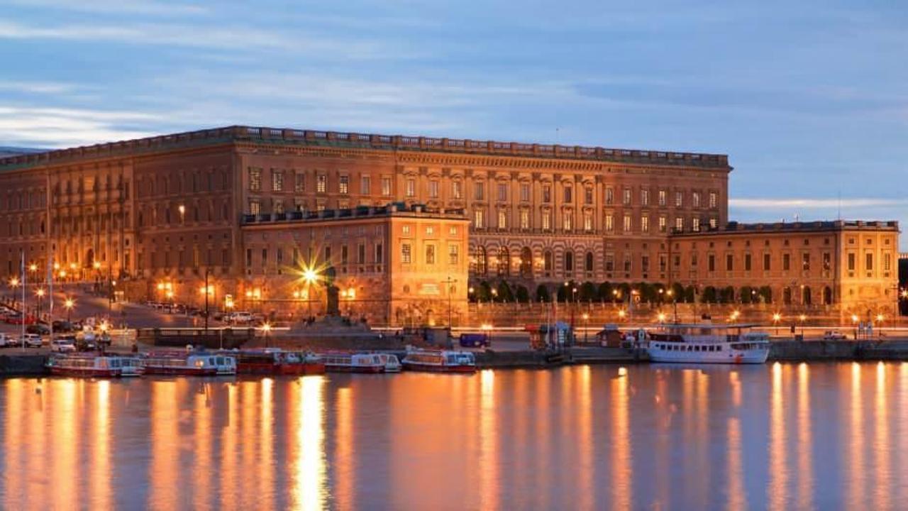 600'den fazla odası ile görkemli mimari Stockholm Sarayı