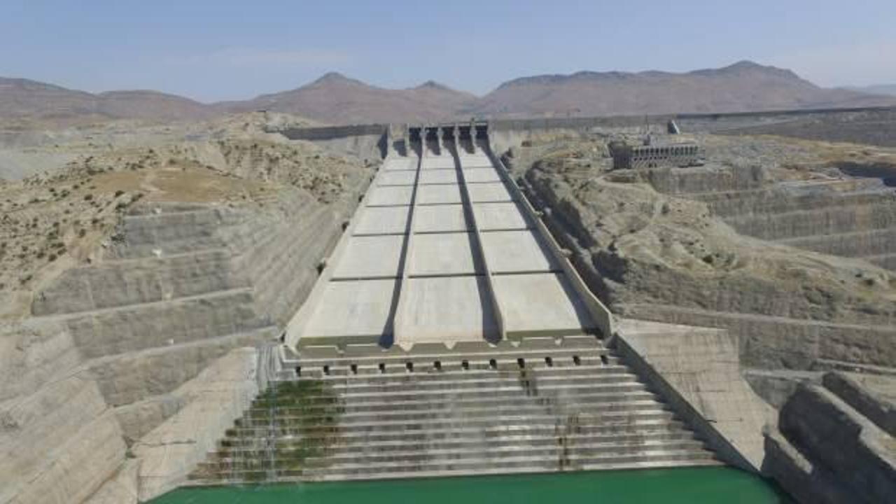93 metreye ulaştı! Ülkenin en büyük 4. barajı olacak