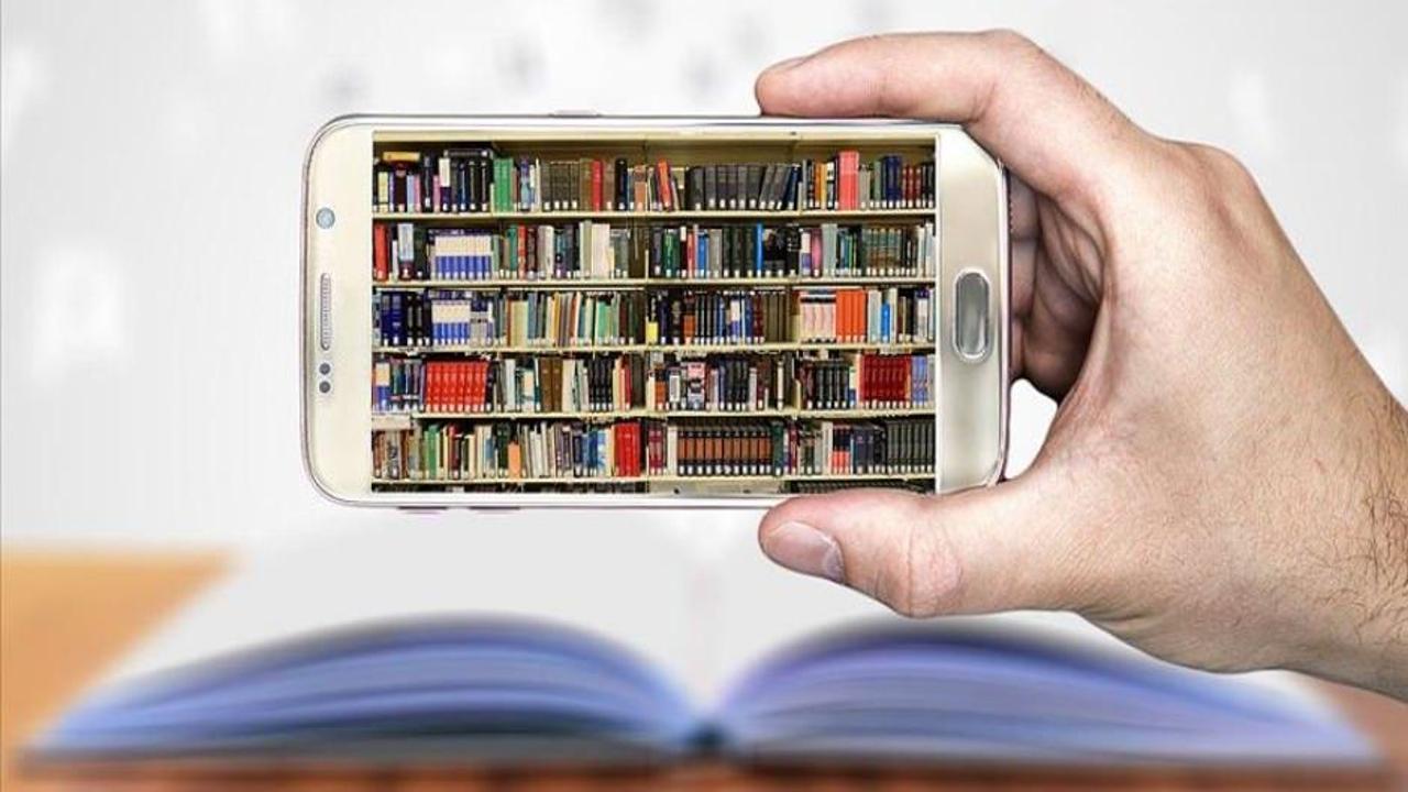 Evdekal: Online kütüphane ve arşivler evde kalan okurların beğenisine sunuluyor