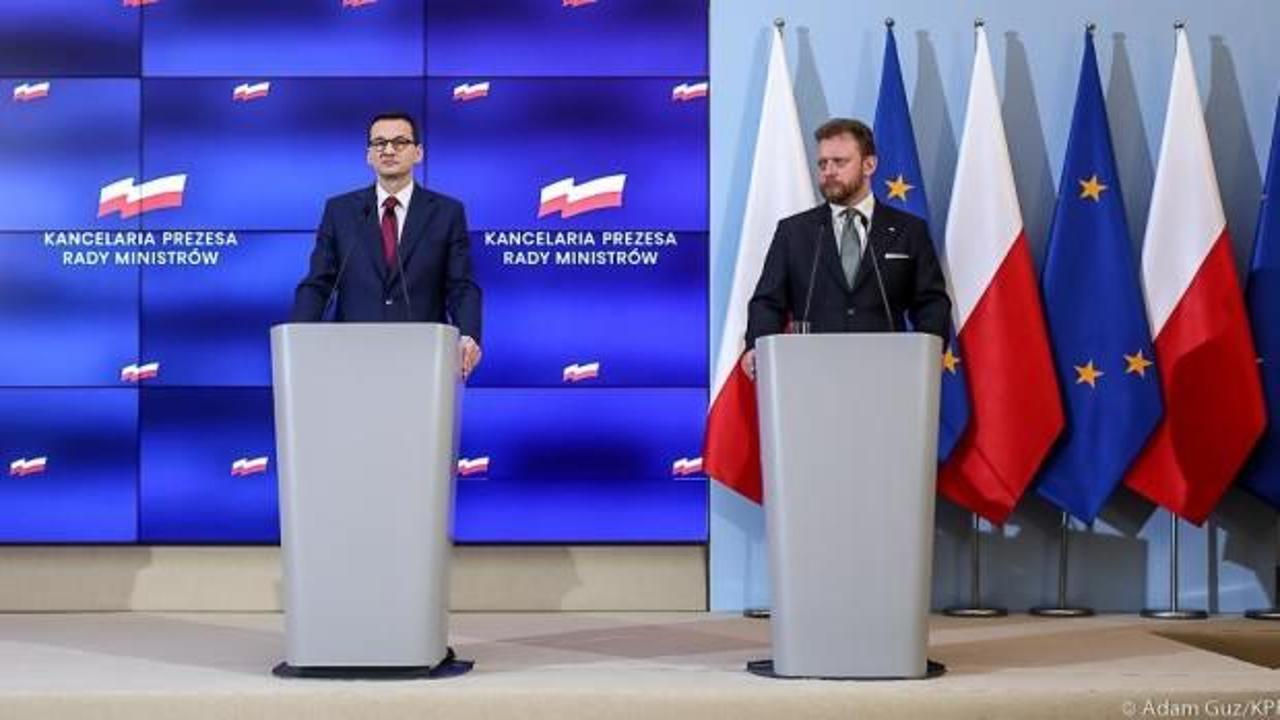 Polonya'da 2'den fazla kişinin bir araya gelmesi yasaklandı