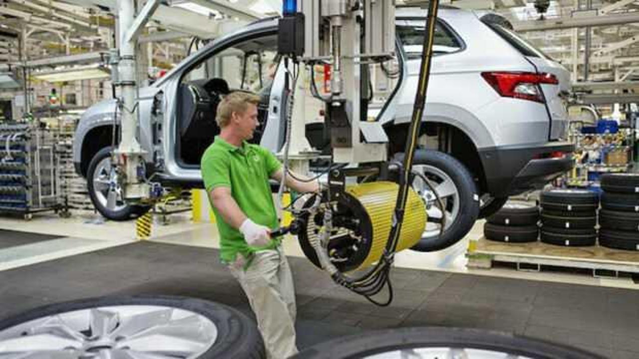 Volkswagen Almanya'daki üretimin askıda kalma süresini uzattı
