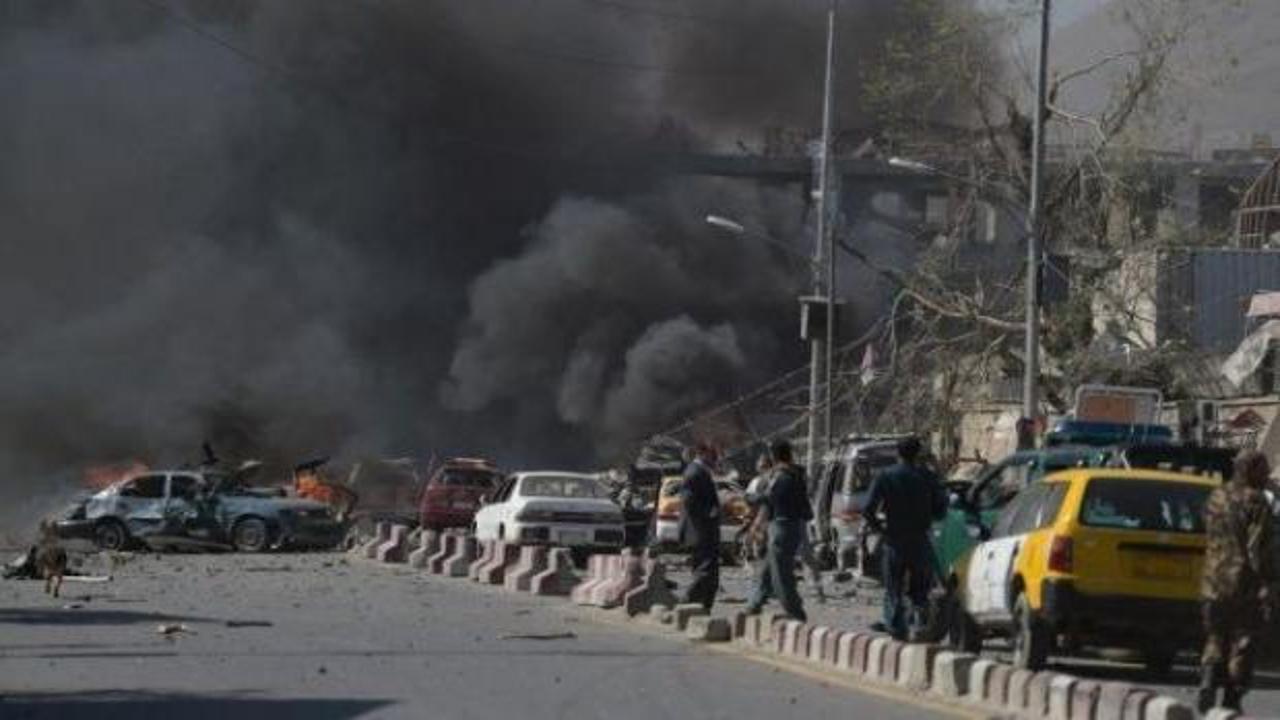 ABD'nin Afganistan'daki en büyük hava üssüne roketli saldırı