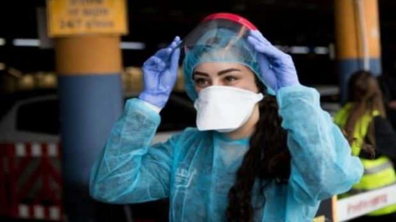 İş adamından hastaneye 5 bin siperlikli maske bağışı