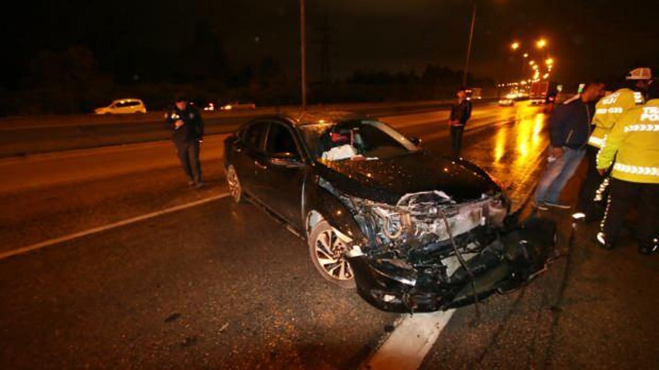 Servis aracıyla otomobil çarpıştı: 1 ölü 7 yaralı