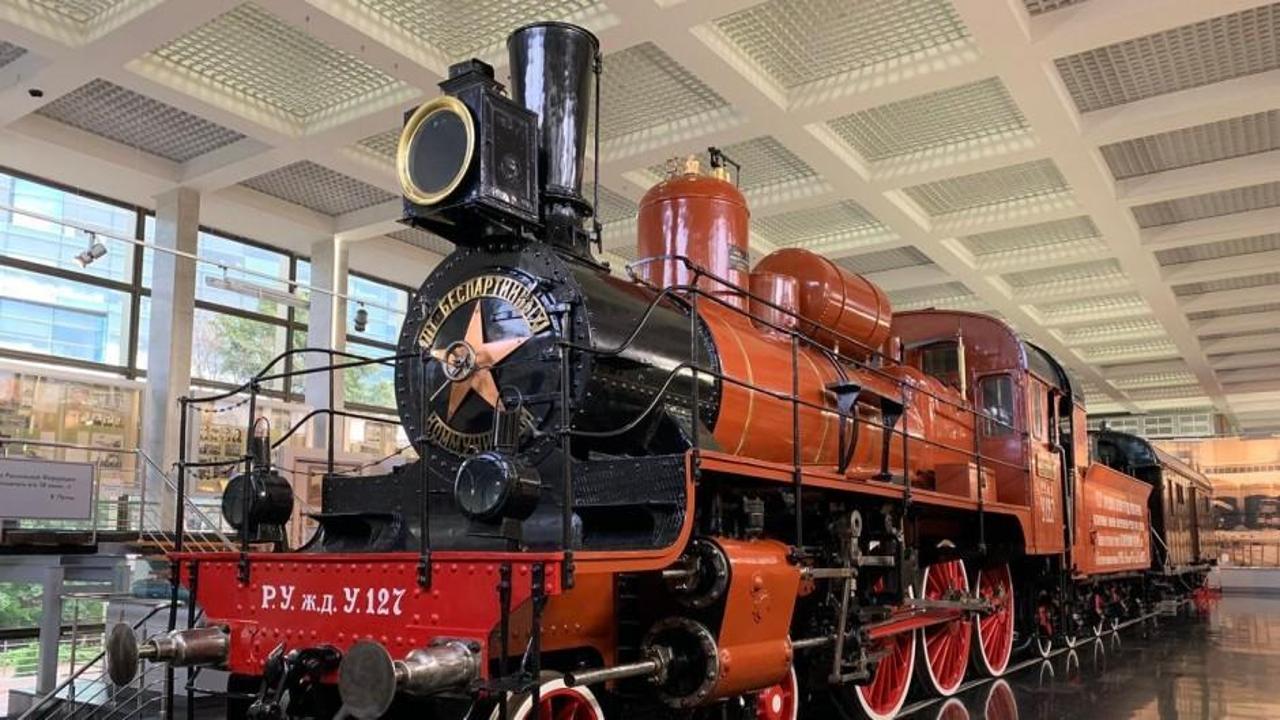 Ukrayna'nın en eski trenlerinin bulunduğu tarihi tren müzesi
