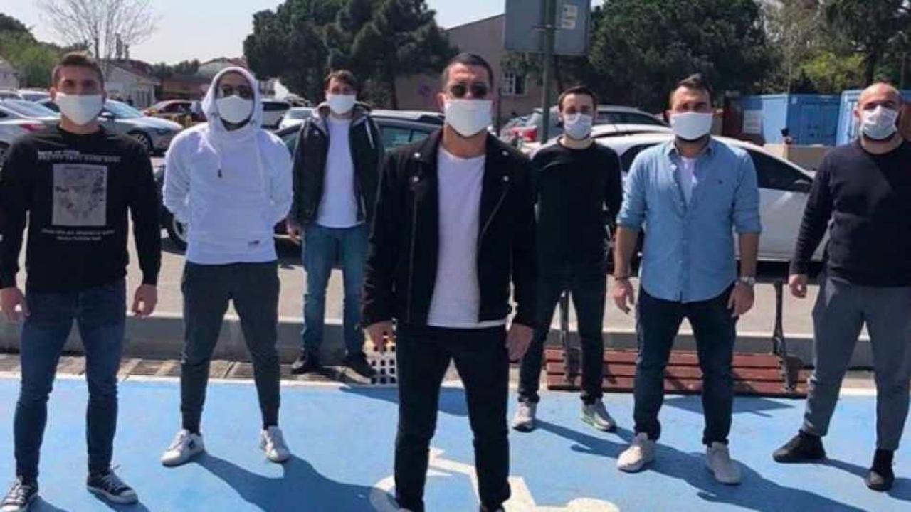 Arda Turan'dan Bayrampaşa Devlet Hastanesi'ne maske bağışı