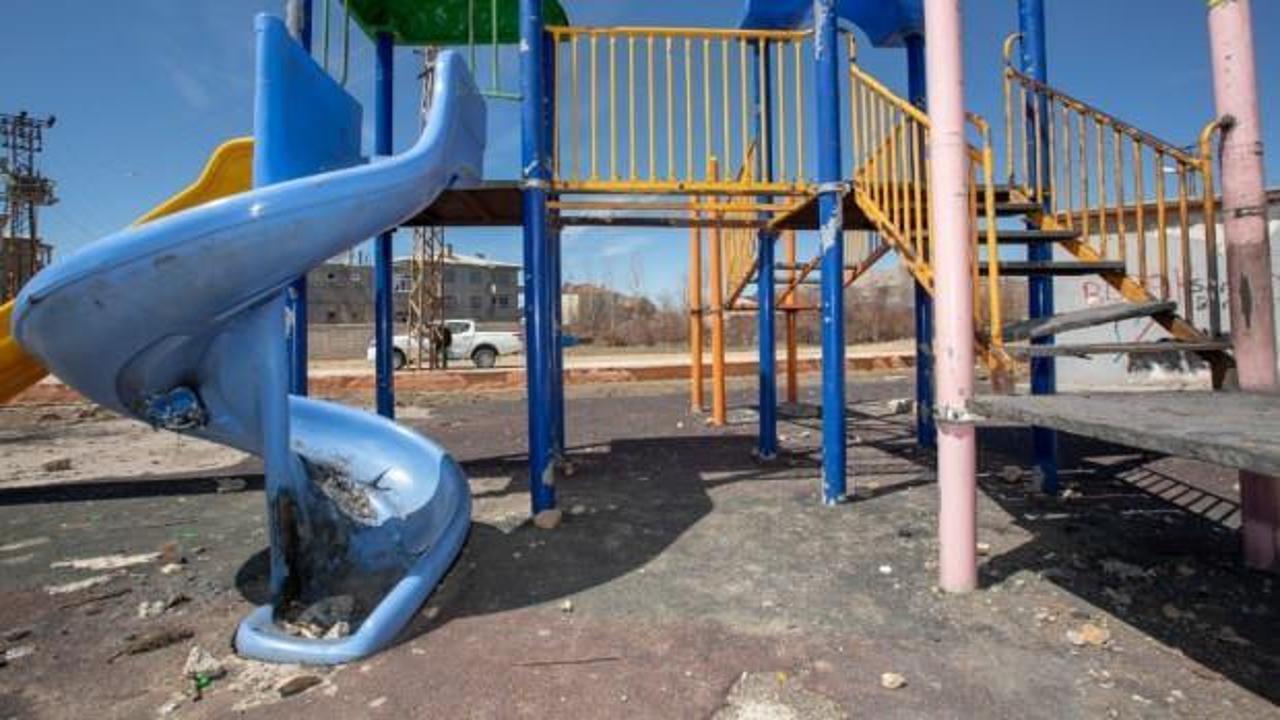 Çocuk parkına çirkin saldırı