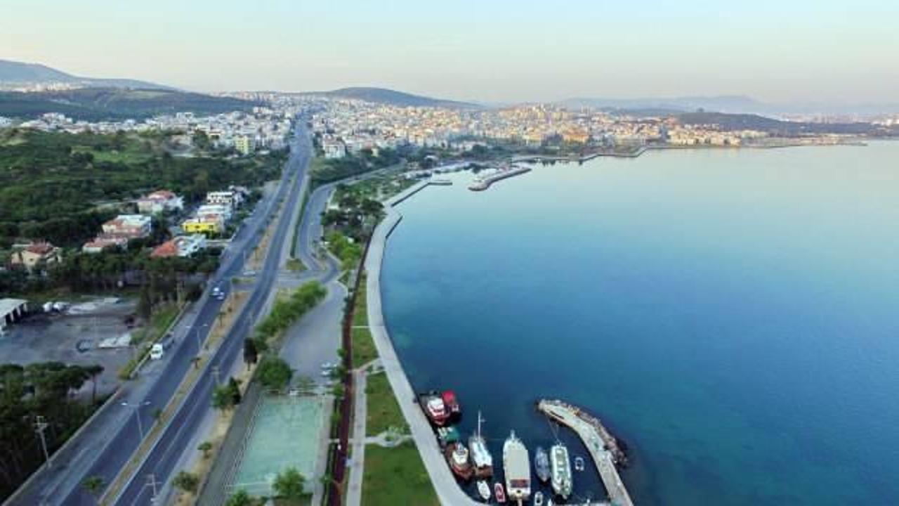 İzmir Aliağa’da yasağı ihlal eden 60 kişiye işlem