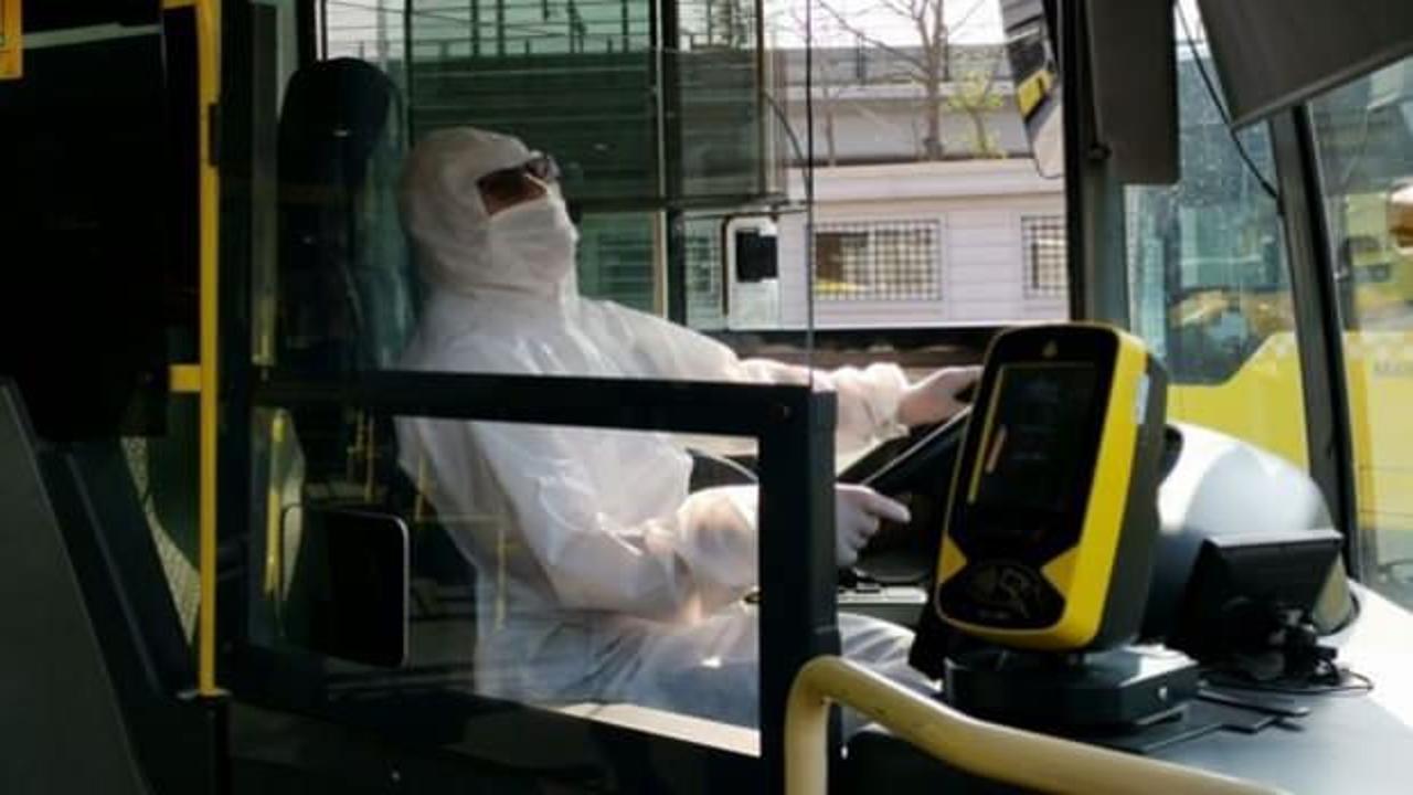 Metrobüs şoförleri tulum giydi