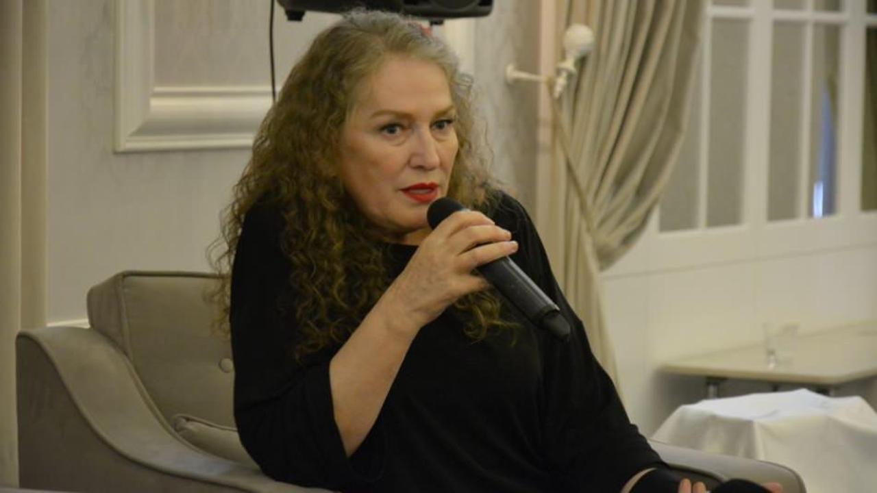 Suzan Kardeş'ten vefat eden annesiyle ilgili duygusal paylaşım!