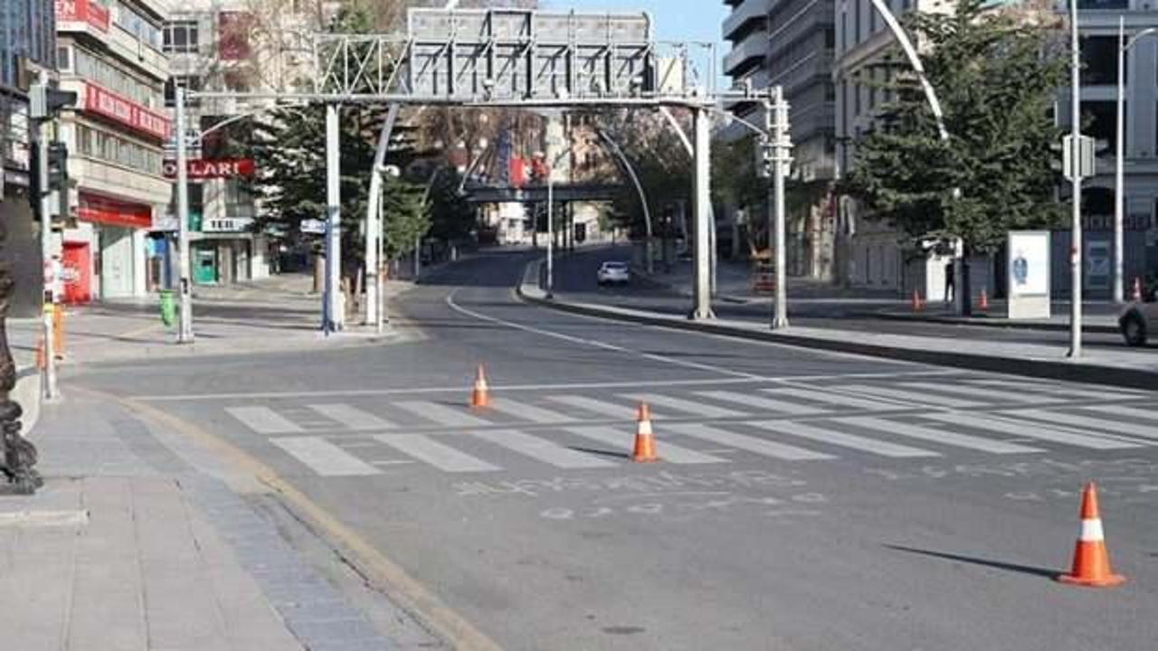 Ankara'da cadde ve sokaklar boş kaldı