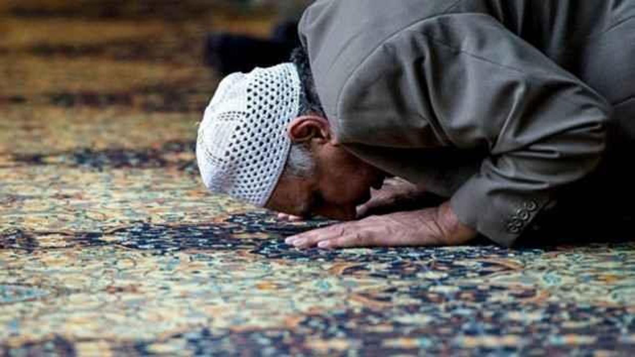 Ramazan'da hangi namazlar kılınmalı nasıl ibadet edilmeli? Ramazan ayında zikir çekmek...