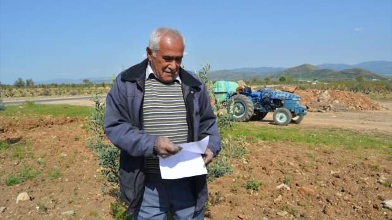 Şehit oğlunun maaşını Milli Dayanışma Kampanyası'na bağışladı