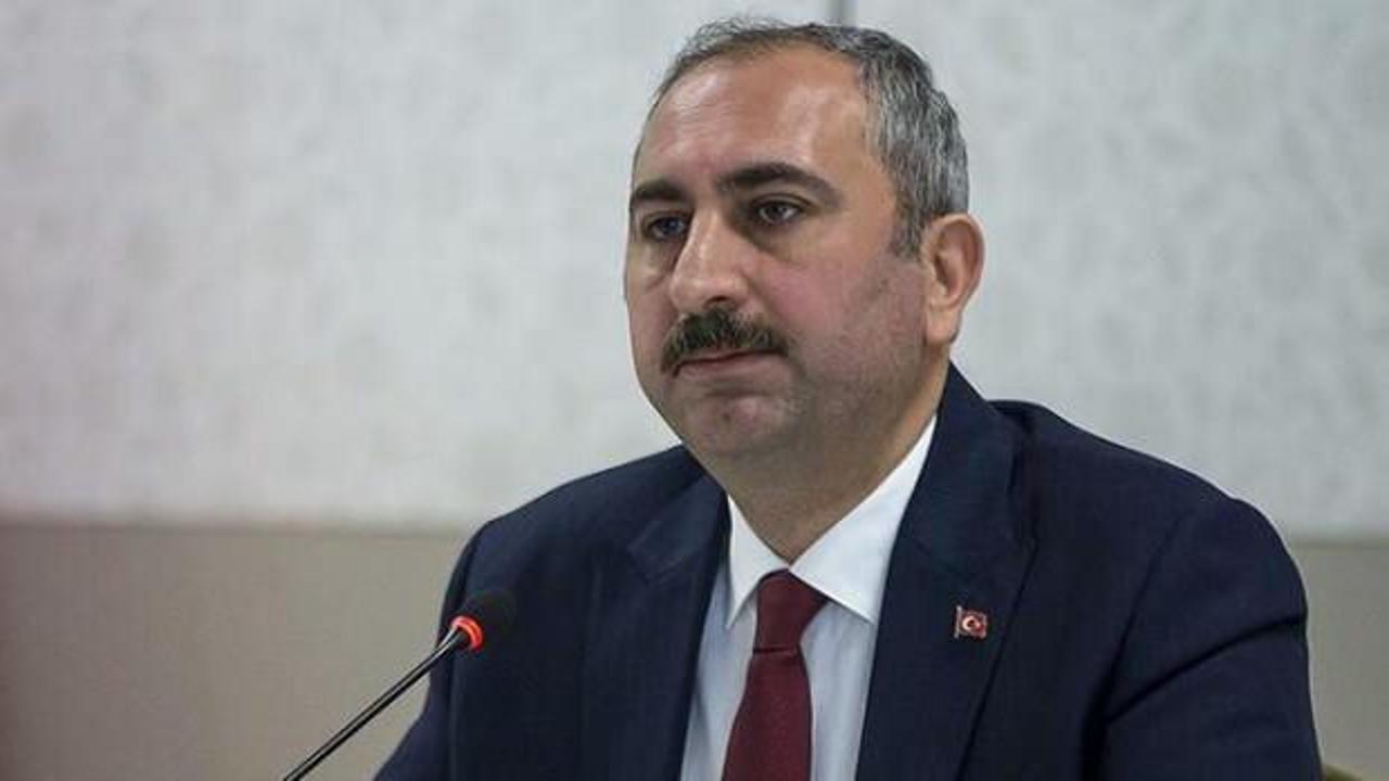 Adalet Bakanı Abdulhamit Gül'den 23 Nisan mesajı
