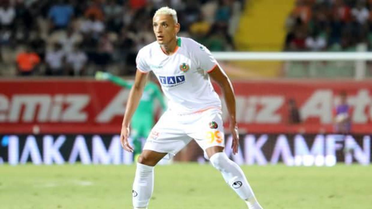 Alanyaspor'da soru işareti! Tam 10 futbolcu...