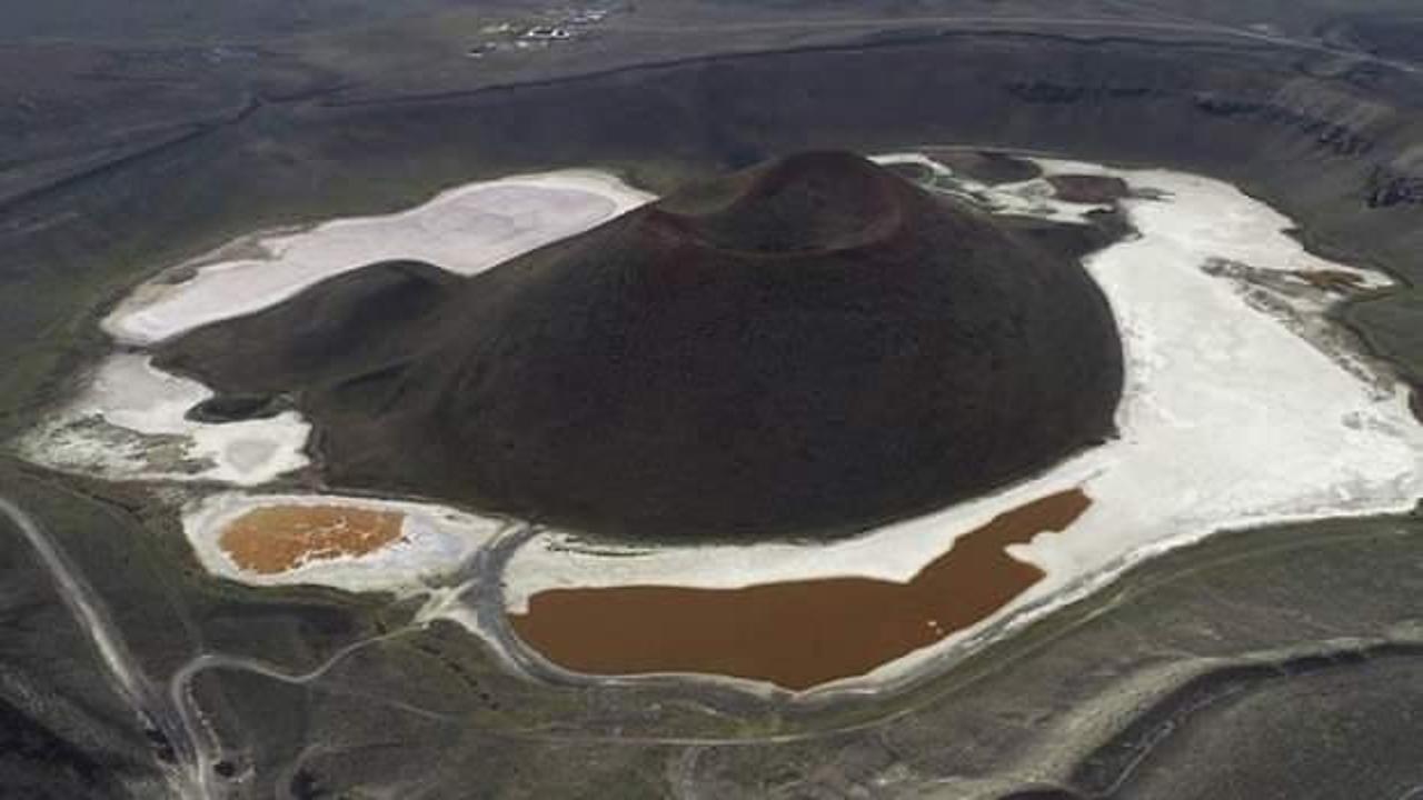 Meke G&ouml;l&uuml; neredeyse tamamen kurudu!